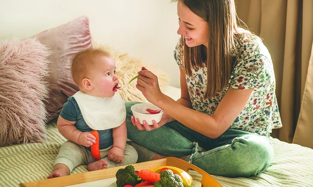 weaning baby onto solids